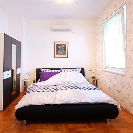 Apartment Aska Belgrad Exteriör bild